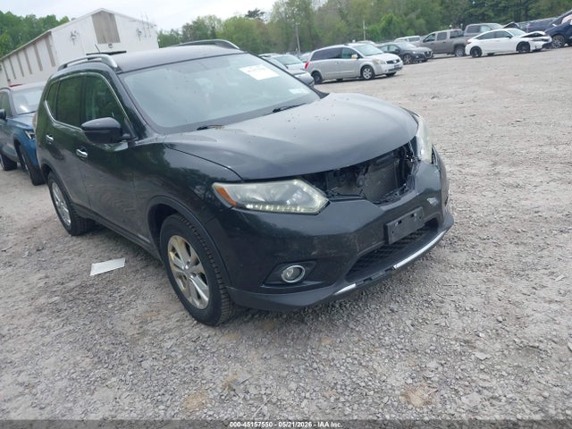 Salvage Nissan Rogue Image