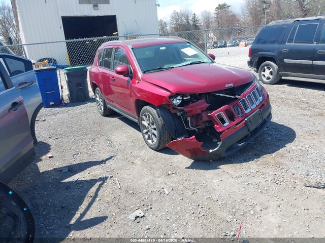 Salvage Jeep Compass Image