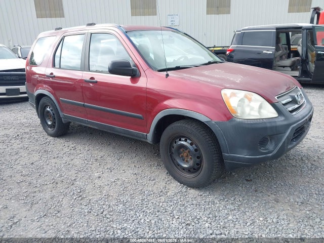 Salvage Honda CR-V Image