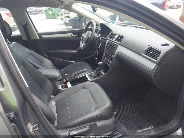 Volkswagen Passat 2.5l Se
