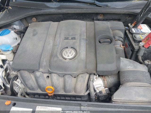 Volkswagen Passat 2.5l Se