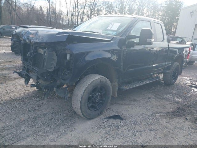 Ford F-250 Xl