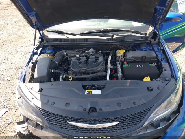 Chrysler 200 S