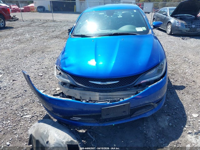Chrysler 200 S