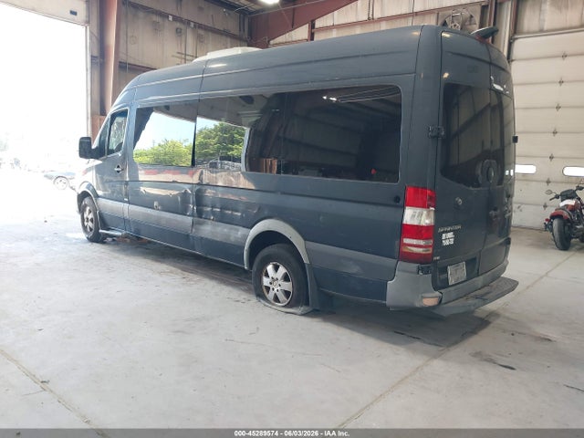 Mercedes-Benz Sprinter 2500 High  Roof