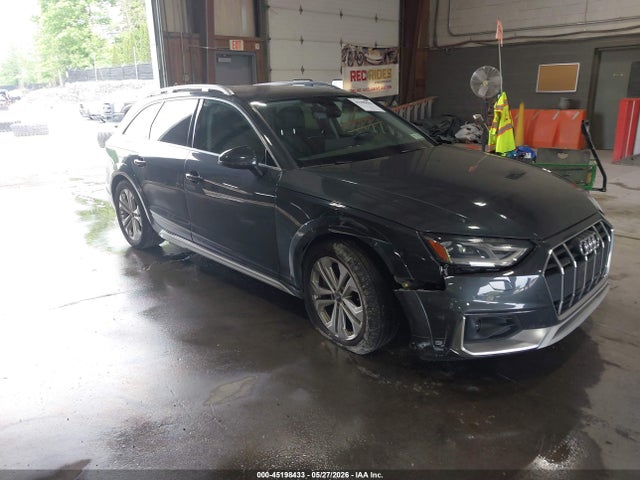 Salvage Audi A4 Image