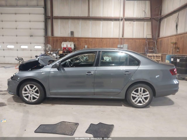 Volkswagen Jetta 1.4t S