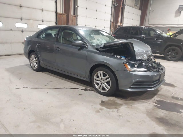 Salvage Volkswagen Jetta Image