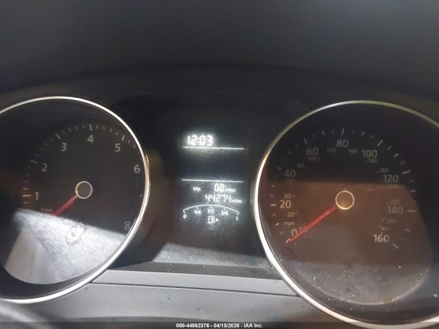 Volkswagen Jetta 1.4t S