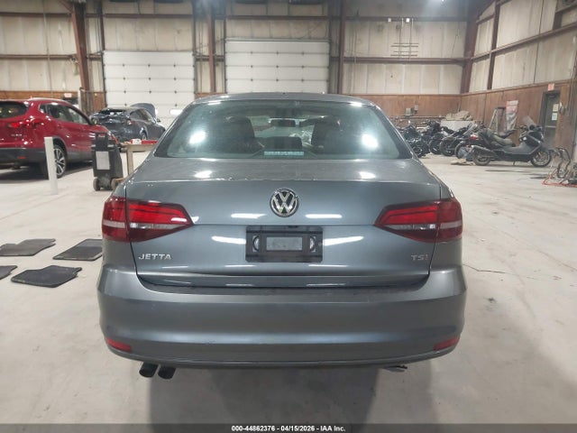 Volkswagen Jetta 1.4t S
