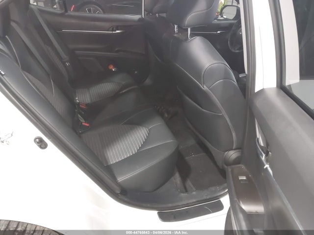 Toyota Camry Se