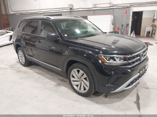 Salvage Volkswagen Atlas Image