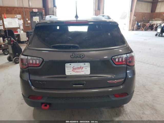Jeep Compass Trailhawk 4x4