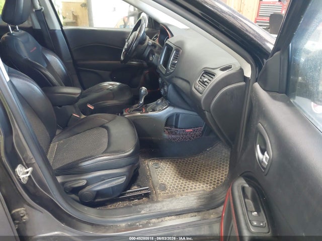 Jeep Compass Trailhawk 4x4