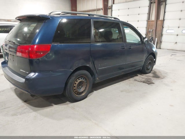 Toyota Sienna Le