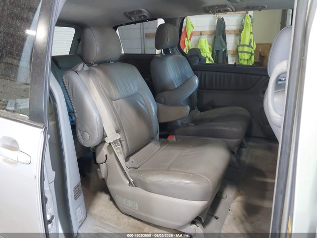 Toyota Sienna Xle Limited