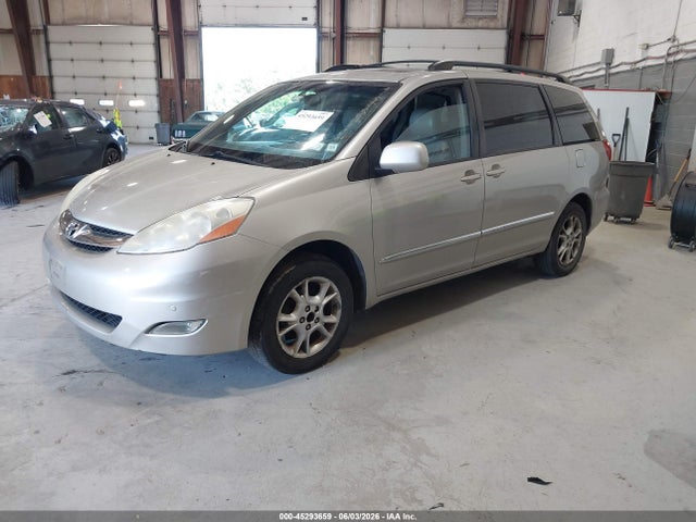 Toyota Sienna Xle Limited