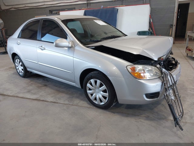 Salvage Kia Spectra Image
