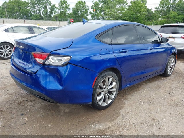 Chrysler 200 S