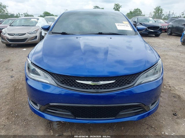 Chrysler 200 S