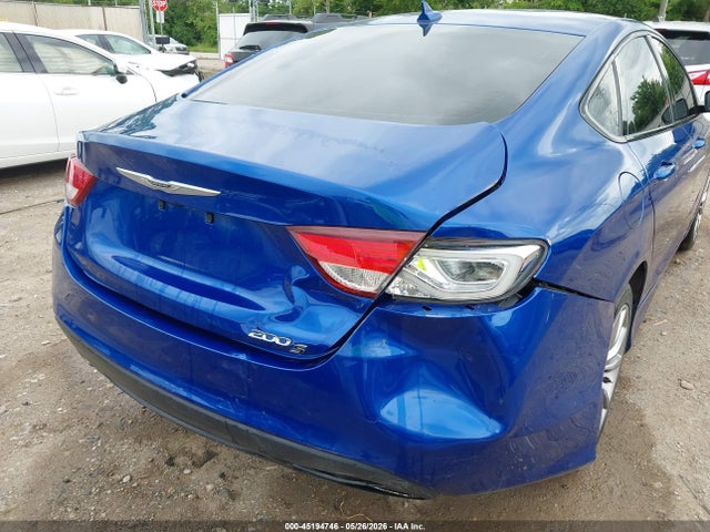 Chrysler 200 S