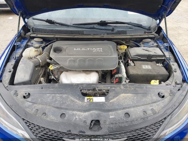 Chrysler 200 S
