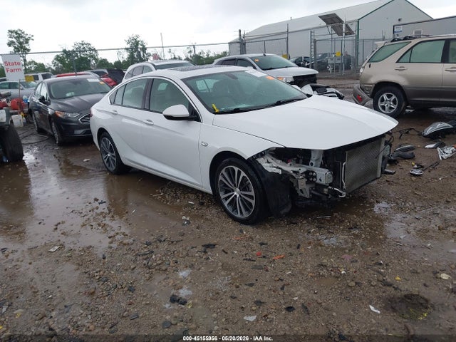 Salvage Buick Regal Sportback Image