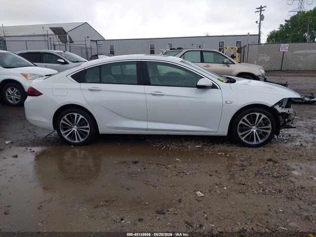 Buick Regal Sportback Essence