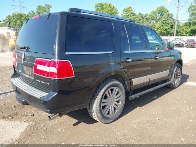 Lincoln Navigator