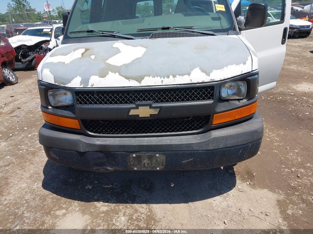 Chevrolet Express Work Van