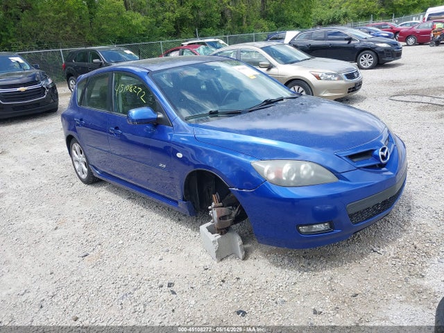 Salvage Mazda Mazda3 Image