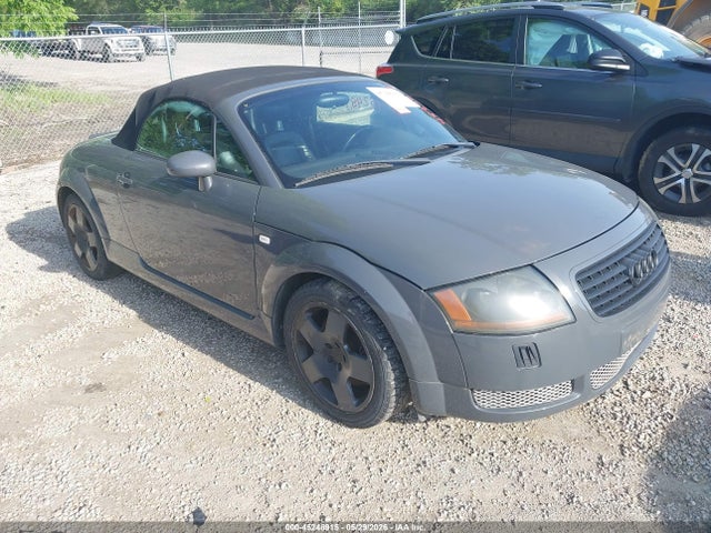 Salvage Audi TT Image