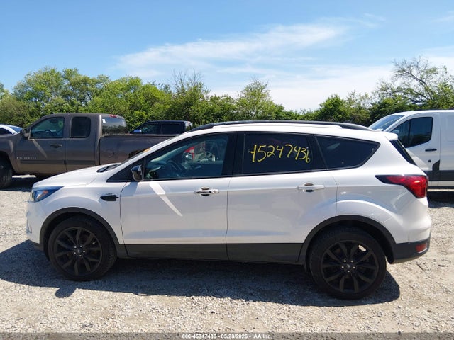 Ford Escape Se