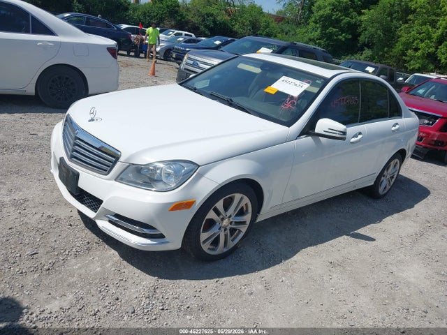 Mercedes-Benz C-Class Luxury 4matic