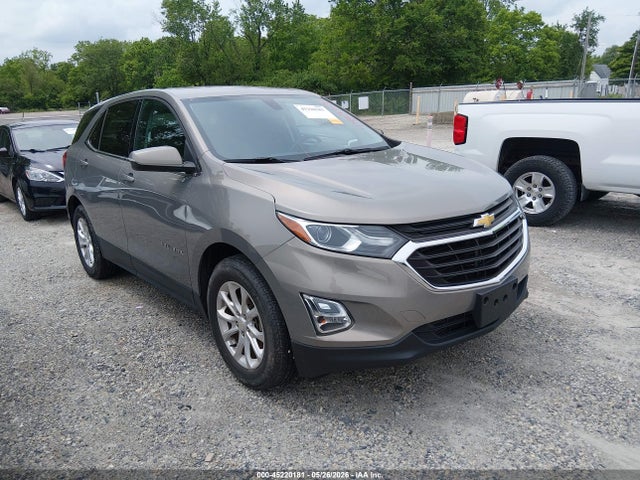 Salvage Chevrolet Equinox Image