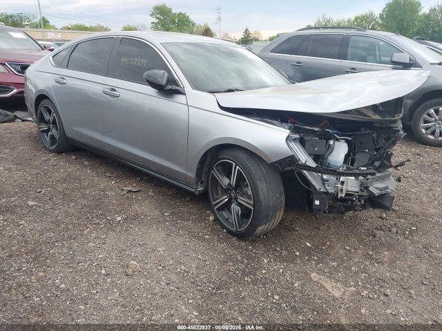 Salvage Honda Accord Image