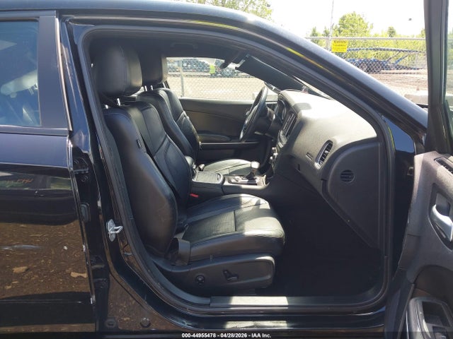 Dodge Charger Sxt Rwd