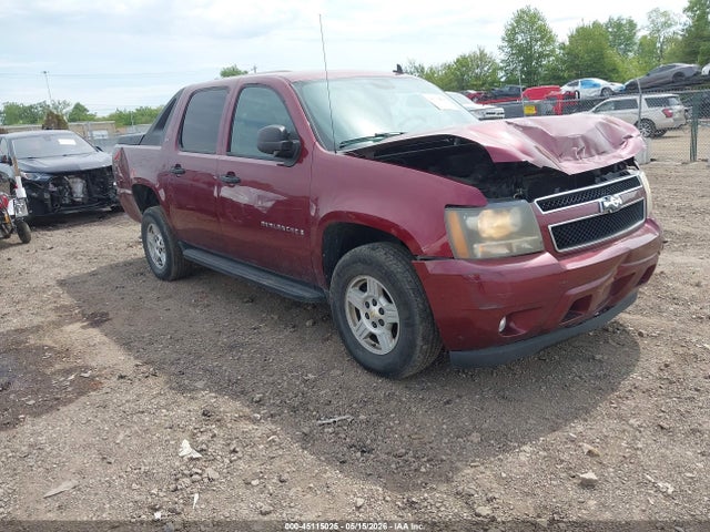 Salvage Chevrolet Avalanche 1500 Image
