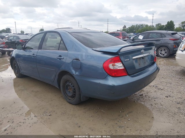 Toyota Camry Le