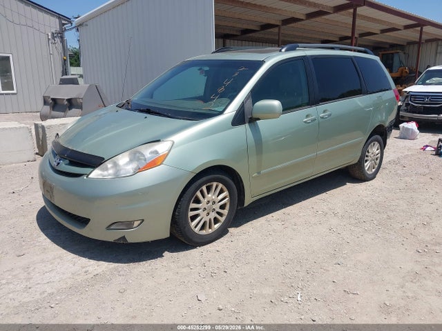 Toyota Sienna Xle