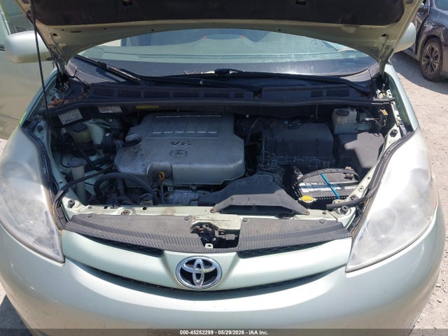 Toyota Sienna Xle
