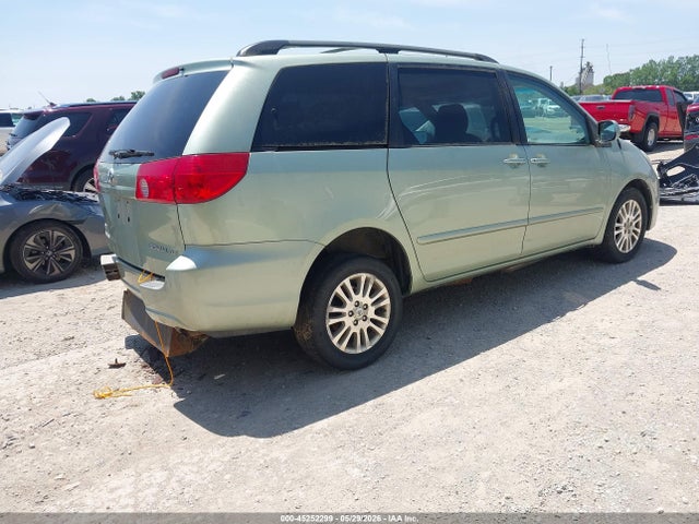 Toyota Sienna Xle
