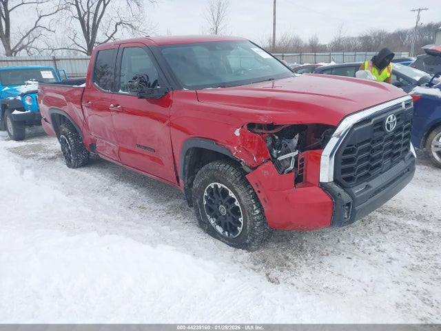 Salvage Toyota Tundra Image