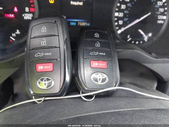 Toyota Tundra Sr5