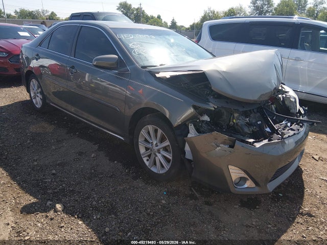 Salvage Toyota Camry Image