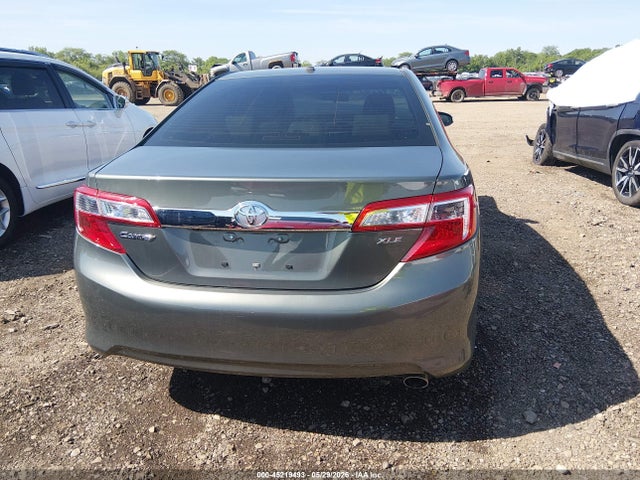 Toyota Camry Xle