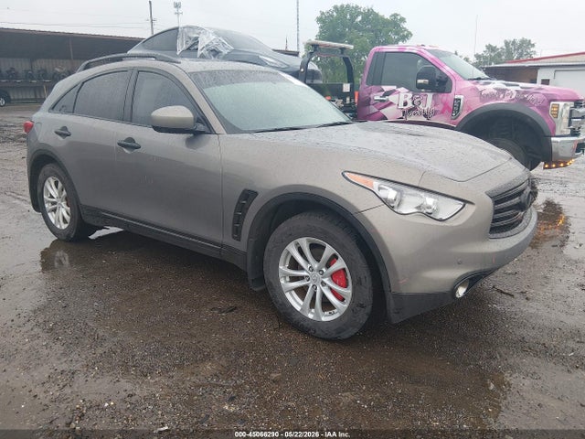 Salvage INFINITI Fx Image