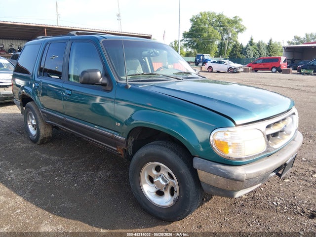 Salvage Ford Explorer Image