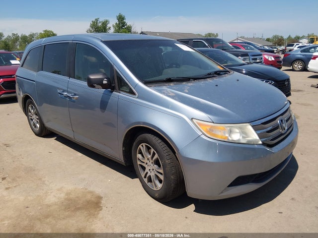 Salvage Honda Odyssey Image