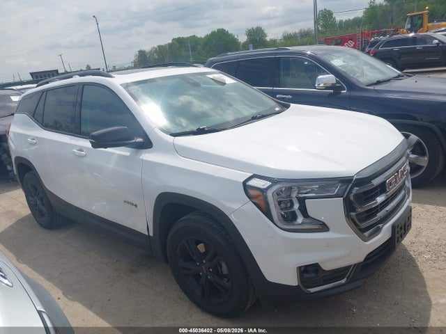 Salvage GMC Terrain Image